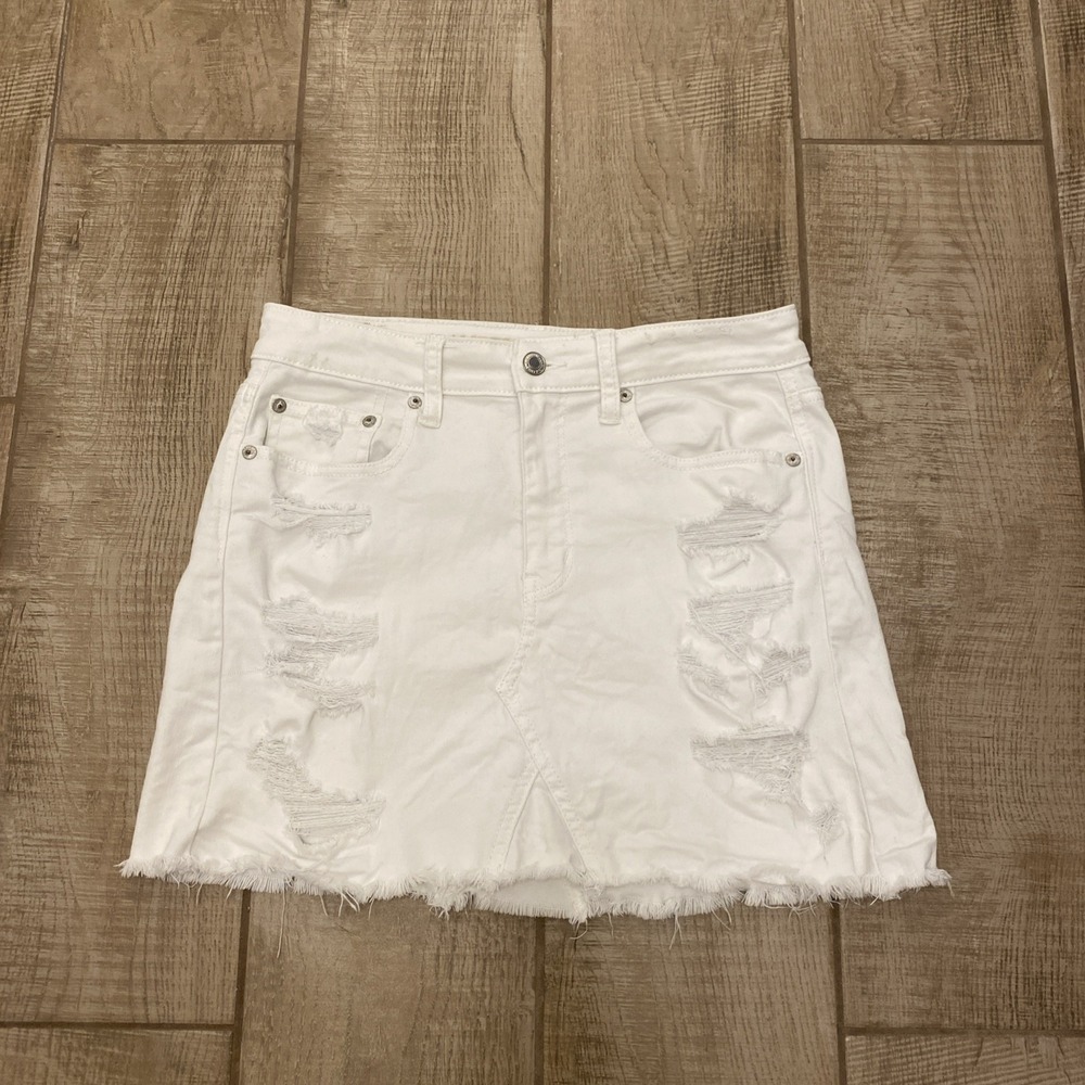 American Eagle Skirt 30* White Denim Y2K Distressed Destroyed Beach Preppy Mini